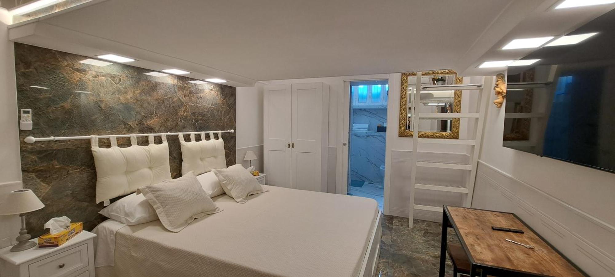 Casa San Felice Hotel เนเปิลส์ ภายนอก รูปภาพ